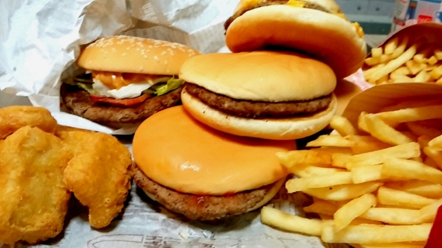 太りやすい食べ物